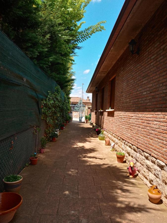 Apartament Vivienda Turistica San Martin Sotés Zewnętrze zdjęcie